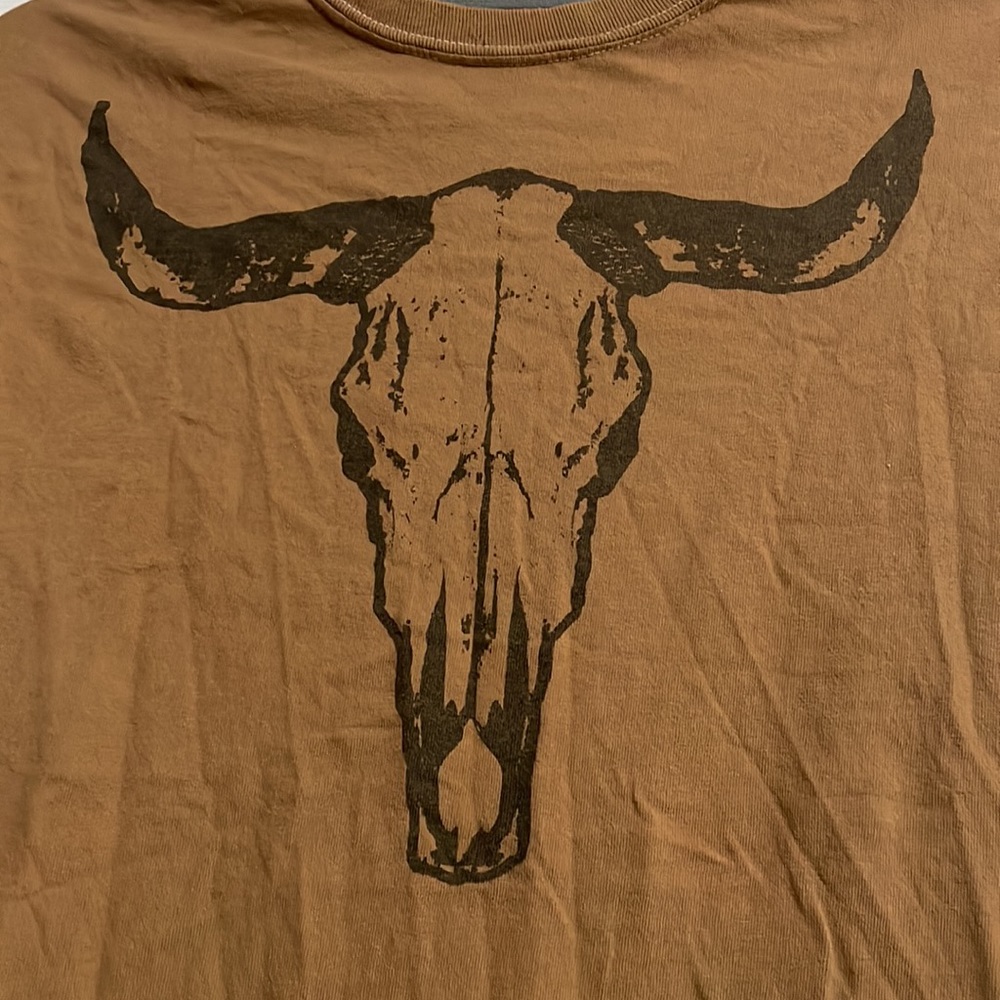 !!!SUPER CUTE!!! Full tilt rustic orange cow skull shirt size xs